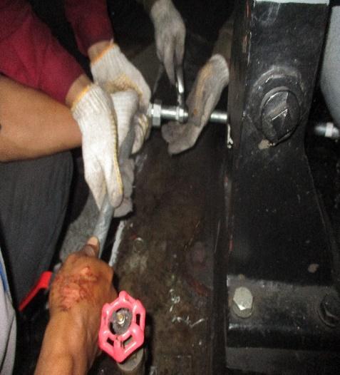 Instalasi Jalur Pipa Oil Pump (AC & DC)
